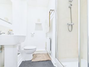 Photo 18- click for photo gallery